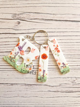 Load image into Gallery viewer, Floral Inital keyring and birth month fobs