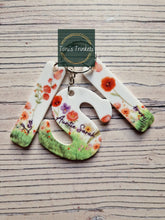 Load image into Gallery viewer, Floral Inital keyring and birth month fobs