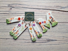 Load image into Gallery viewer, Floral Inital keyring and birth month fobs