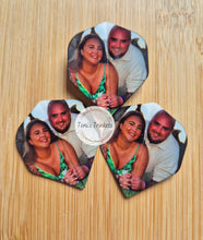 Load image into Gallery viewer, Custom photo dart flights set of 3