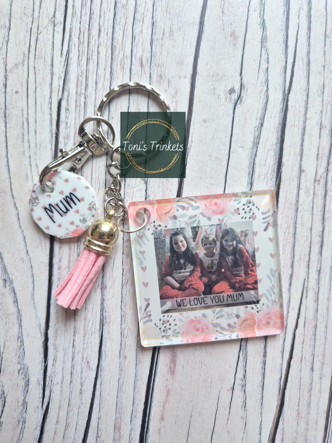 Floral square keyring and trolley coin set