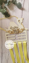 Load image into Gallery viewer, Personalised Swan Hair Bow Organiser
